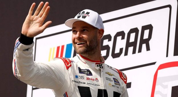 Visit Todos los cambios de equipos y pilotos NASCAR 2024-2025 page