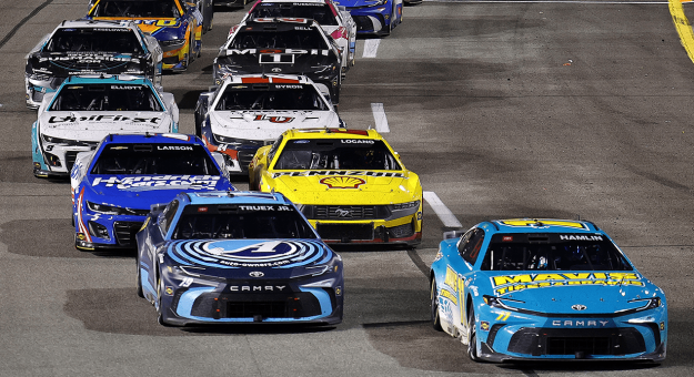 Visit Proyección del ganador para la Cook Out 400 en el Richmond Raceway page