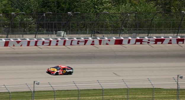 Visit Proyección del ganador para la FireKeepers Casino 400 en Michigan page