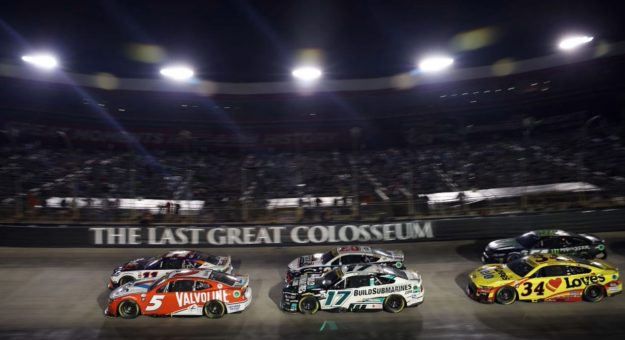 Visit Proyección del ganador para la pelea por los Playoffs Cup Series 2024 en Bristol page