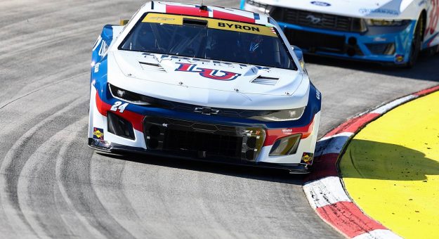 Visit Los pilotos que competirán en la Championship 4 2024 en el Phoenix Raceway page