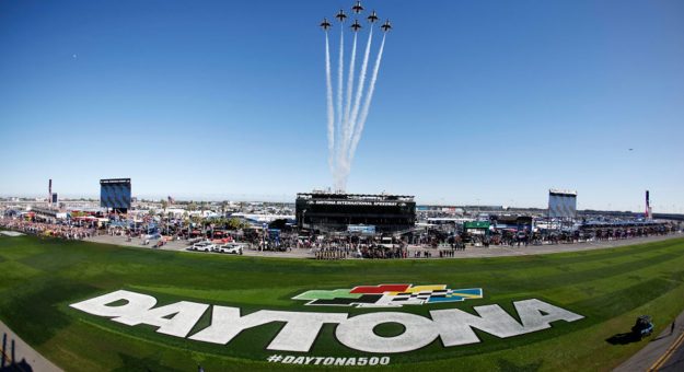 Visit Horario de transmisión para la temporada NASCAR 2025 page
