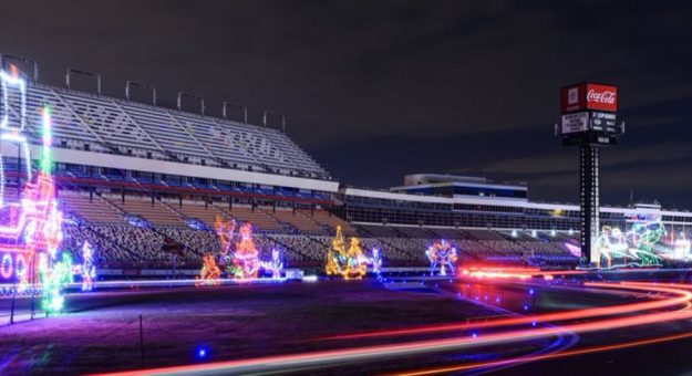 Visit Las pistas de la NASCAR también celebran la Navidad 2024 page