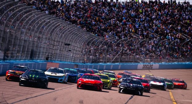 Visit Lo mejor de la temporada 2024 en fotos, cortesía de NASCAR Digital Media page