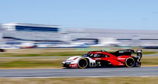 Felipe Nasr takes Rolex 24 win for second straight Penske victory