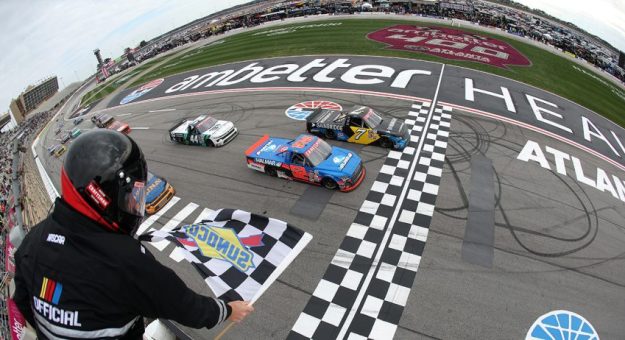 Visit Kyle Busch ganó la Fr8 208 de la Truck Series 2025 en el Atlanta Motor Speedway page