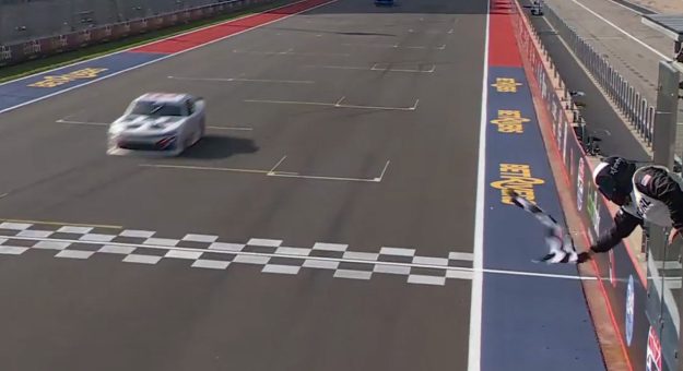 Visit Connor Zilisch ganó la Focused Health 250 de la Xfinity Series 2025 en el Circuito de las Américas page