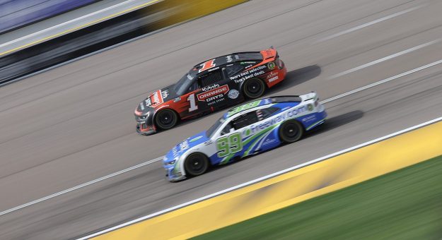 Visit Trackhouse Racing demostró su capacidad con 2 Top 5s en Las Vegas page