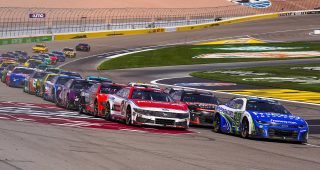 Race Rewind: Pennzoil 400 at Las Vegas Motor Speedway