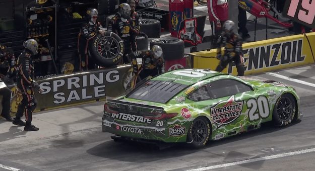 Visit La NASCAR aclaró reglas de los pits tras inusual parada de Christopher Bell en Las Vegas page