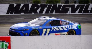 Denny Hamlin caps off dominating performance with Martinsville victory