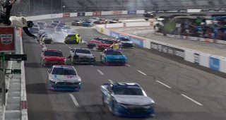 Austin Hill makes inside maneuver, wins chaotic overtime Martinsville finish