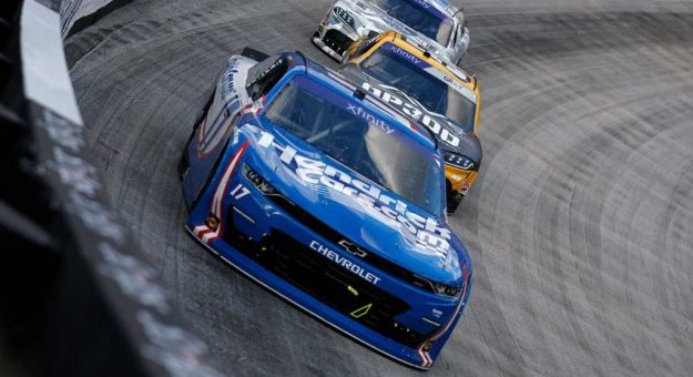 Visit Kyle Larson ganó la SciAps 300 de la Xfinity Series 2025 en el Bristol Motor Speedway page