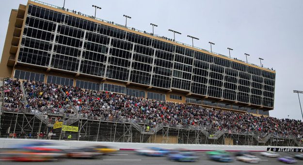 Visit Horario fin de semana NASCAR Primavera 2025 en el Talladega Superspeedway page