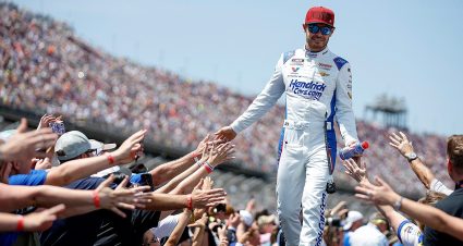 04 27 25 Kylelarson Talladega.jpg
