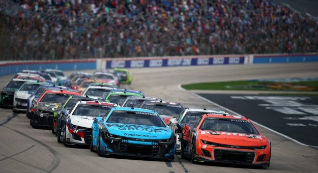 2025 0430 Chastain Elliott Lead Pack Texas.jpg
