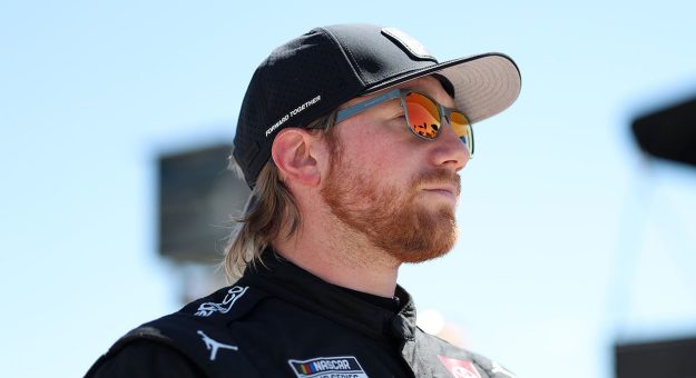 Visit Proyección del ganador para la AdventHealth 400 de la Cup Series 2025 en Kansas page
