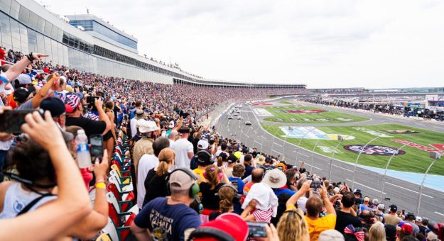 Visit La Coca-Cola 600 y el intento por completar el doblete de Kyle Larson page