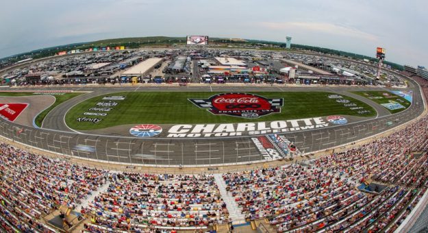 Visit Todo listo para la Coca-Cola 600 de la Cup Series 2025 en Charlotte page
