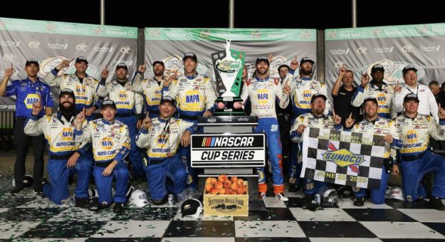 Visit Análisis: Chase Elliott y Hendrick Motorsports aseguraron otro puesto de Playoffs page