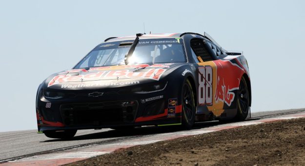 Visit Shane van Gisbergen ganó la Pole Position para la Toyota Save Mart 350 en el Sonoma Raceway page