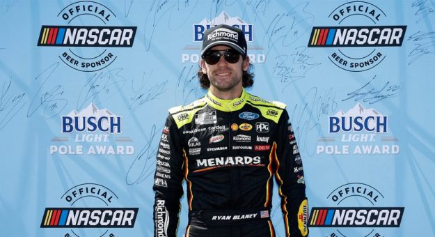 Visit Ryan Blaney ganó la Pole Position para la Go Bowling at The Glen de la Cup Series 2025 page