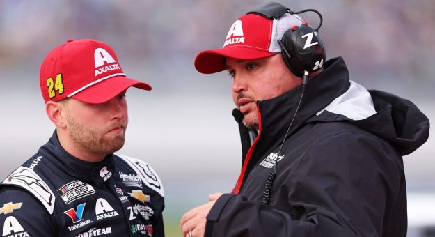 Visit Equipo No. 24 de Hendrick Motorsports sancionado tras no superar inspección en Daytona page