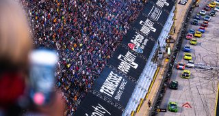 Race Rewind: Tires, strategy result in action-packed Bristol playoff race