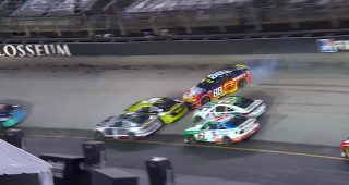 SVG spins after contact from William Byron late in Stage 2