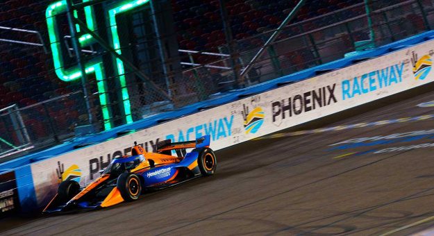 Visit La NASCAR y la IndyCar Series correrán en Phoenix el fin de semana en marzo 2026 page