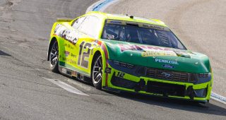 First come, first served! Ryan Blaney claims Loudon win and lobster