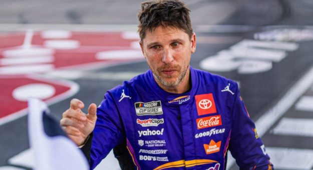 Visit Denny Hamlin está un paso más cerca de su primer campeonato de la Cup Series page