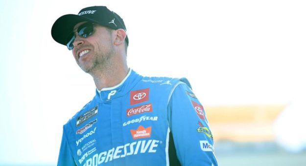 Visit Denny Hamlin ganó la Pole Position para la Championship 4 en el Phoenix Raceway page