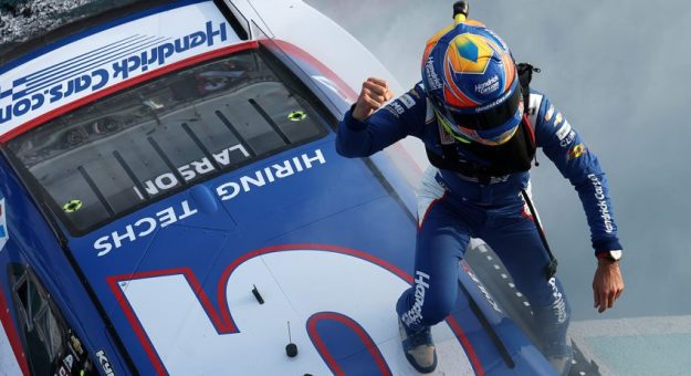 Visit Todos los campeones en la historia de la NASCAR Cup Series page
