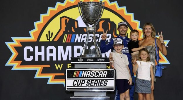Visit Kyle Larson, el oportunista por excelencia, doble campeón de la NASCAR Cup Series page