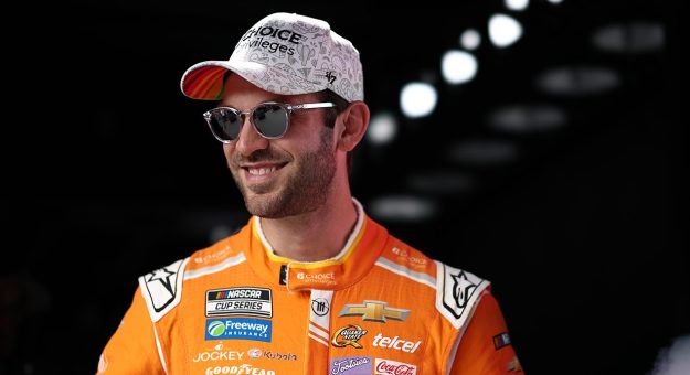Visit Temporada NASCAR Cup Series 2025: Daniel Suárez page