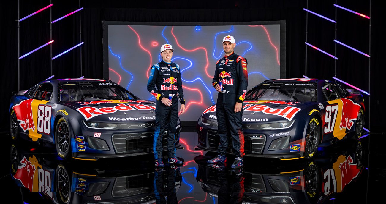2025 Nov25 Trackhouse Red Bull 2026 - NASCAR EN ESPANOL