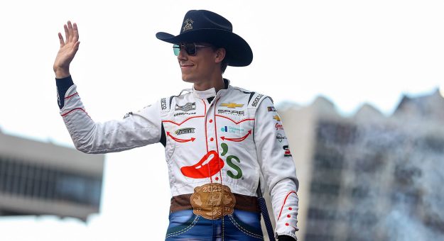 Visit Temporada NASCAR Cup Series 2025: Carson Hocevar page