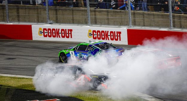 Visit Cook Out Clash 2026: Formato de clasificación, parrilla de salida y práctica por grupos page