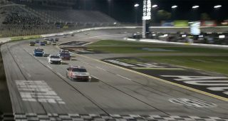What a finish! Sheldon Creed wins in chaotic final moments