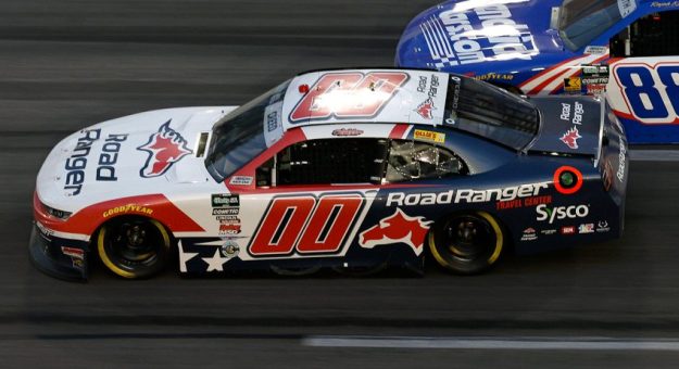Visit Sheldon Creed ganó la Bennett Transportation & Logistics 250 en el EchoPark Speedway page