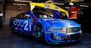 Race Rewind: Phoenix spring race turns into a frenzy