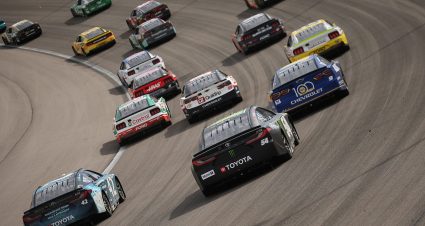 nascar cup series races at las vegas