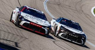Radioactive: Tensions rise during Hamlin, Reddick battle