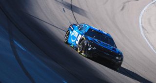Prime time! Elliott corrals wild win out in Texas