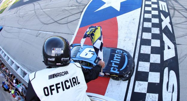 Visit Fotos del triplete de fin de semana NASCAR Primavera 2026 en Texas page