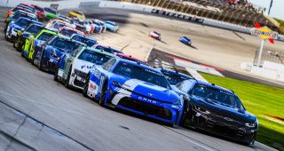 Race Rewind: Chase Elliott outlasts chaos in Texas heat