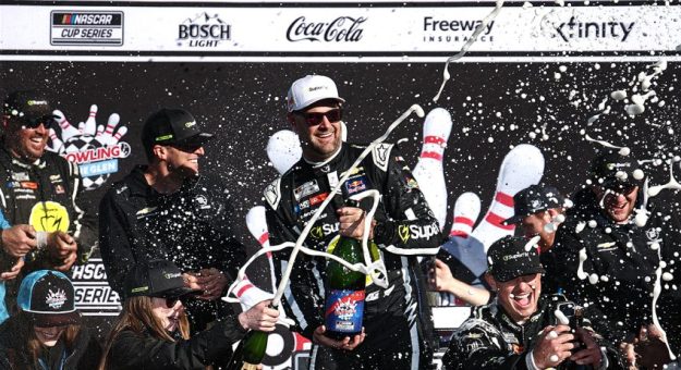Visit Shane van Gisbergen ganó la Go Bowling at The Glen de la NASCAR Cup Series 2026 page