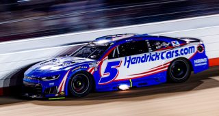 Team radio: Why Kyle Larson had to pit before final lap