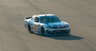 Hill passes Gray late to win at Naval Base Coronado